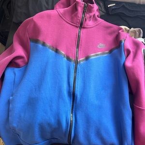 Nike tech set blue/purple